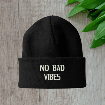 Žieminė kepurė „No bad Vibes“