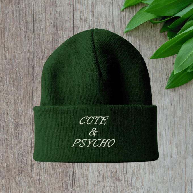 dark-green-ziemine-kepure-cute-psycho