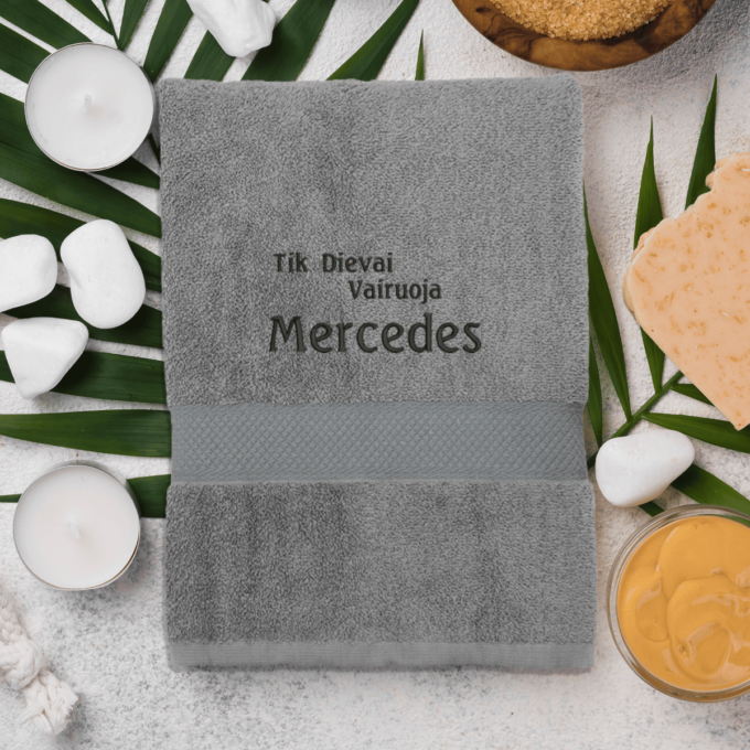 grey-ranksluostis-mercedes-2
