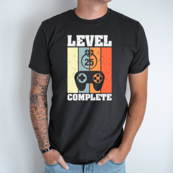 Unisex marškinėliai su spauda „Level 25 Complete“