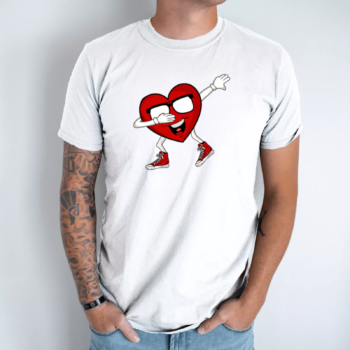 Unisex marškinėliai su spauda „Dabbing Heart“
