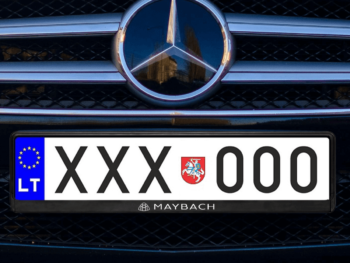 Numerių rėmelis „Maybach“