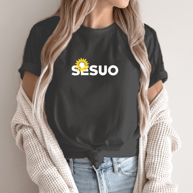 Unisex marškinėliai su spauda „Sesuo“ - Image 5