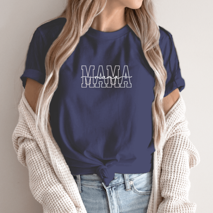 Unisex marškinėliai su spauda „MAMA-mama“ - Image 4