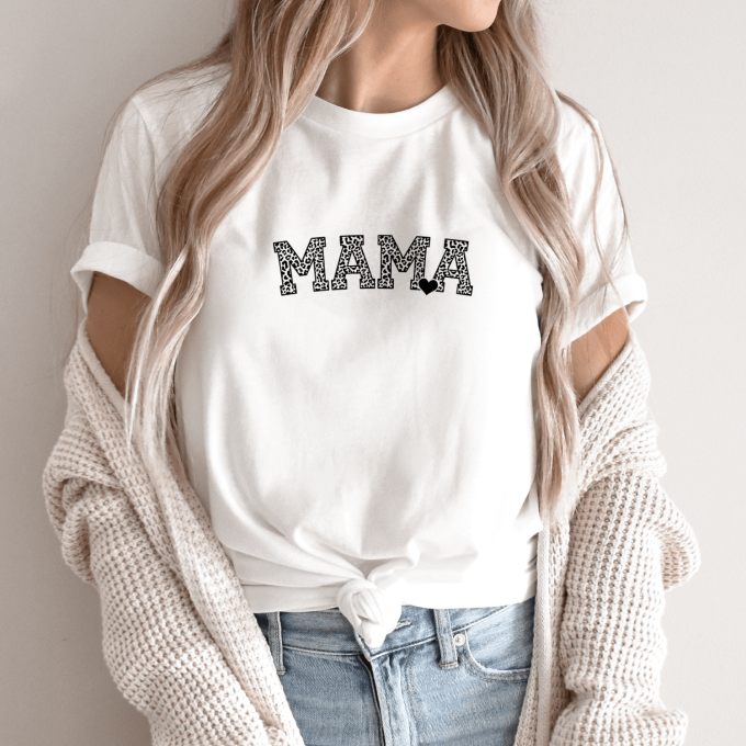 Unisex marškinėliai su spauda „Leopardinė mama“ - Image 2