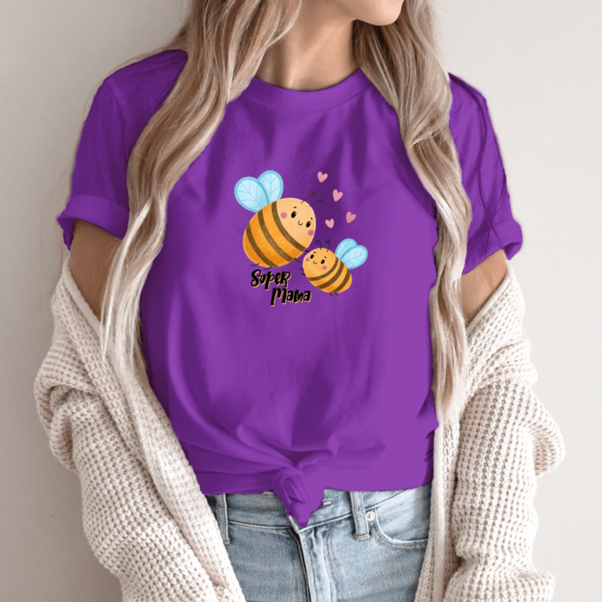 Unisex marškinėliai su spauda „Bee Super mama“ - Image 4